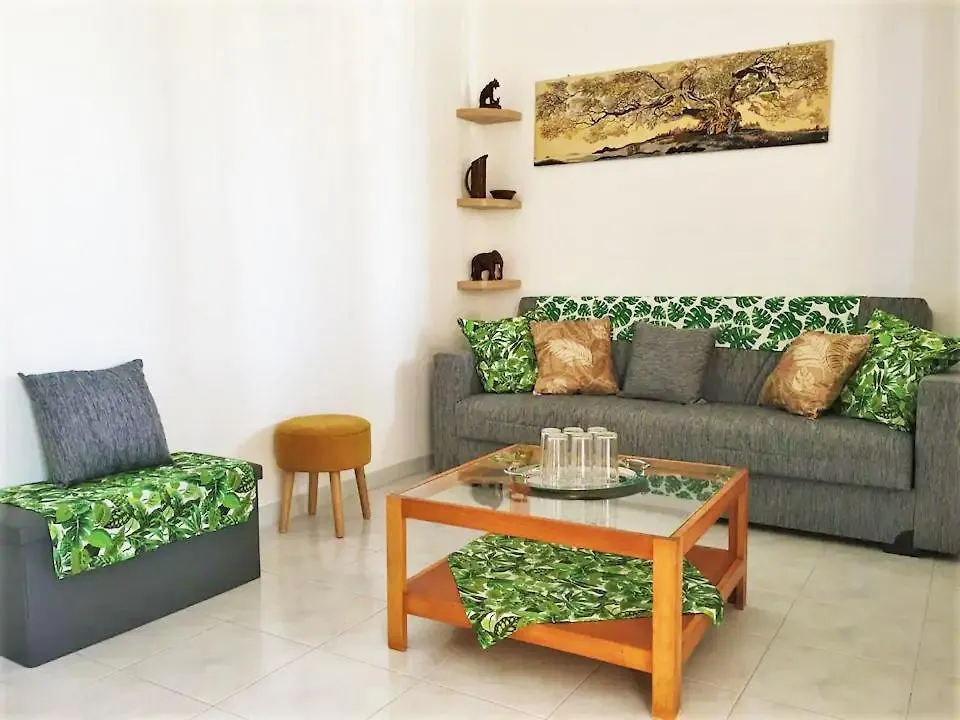 Bougainvillea Home - Ospedale Policlinico Monserrato 0*,