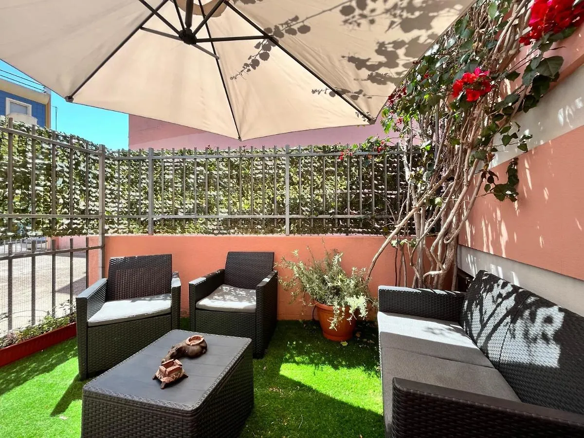 Bougainvillea Home - Ospedale Policlinico Monserrato
